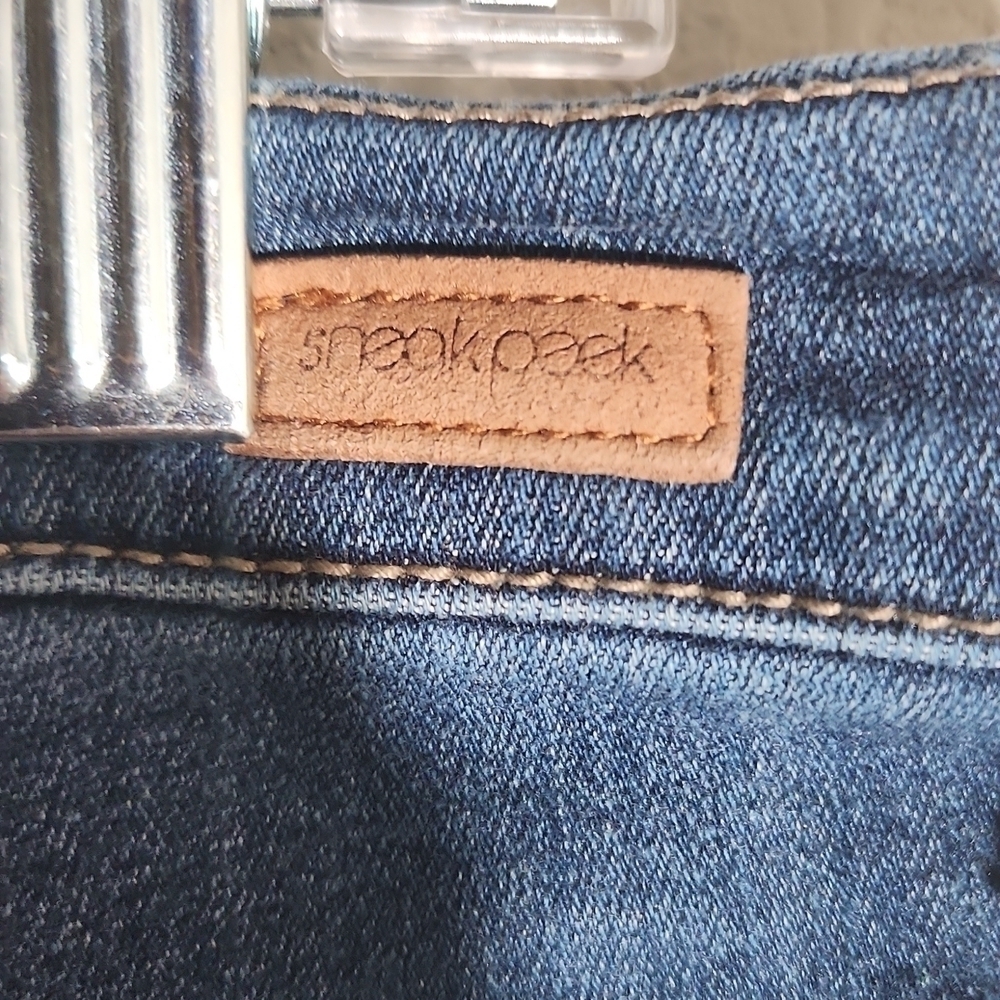 Sneak Peak Jeans Size 5 Boyfriend Distress Cut Out Fray Knees - Picture 4 of 10